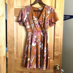 NWOT Flower Print Dress (Size 0)